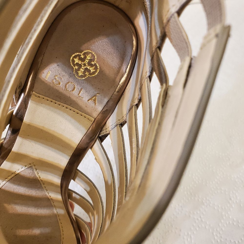 Isola Metallic Gold Caged Sandals Size 6 - Picture 11 of 11